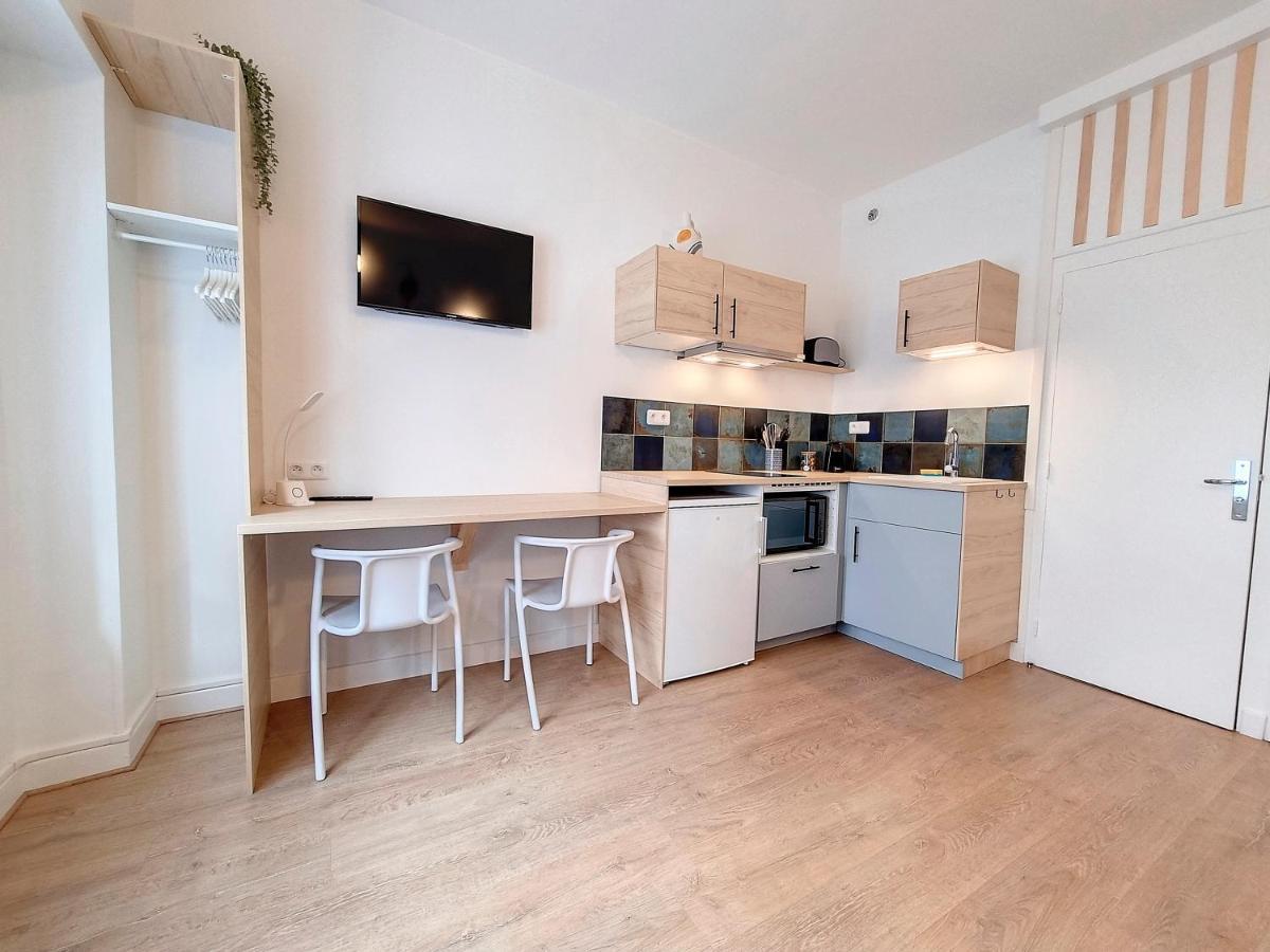 Apartament Le Refuge / Pied-A-Terre Pragmatique Dijon Zewnętrze zdjęcie